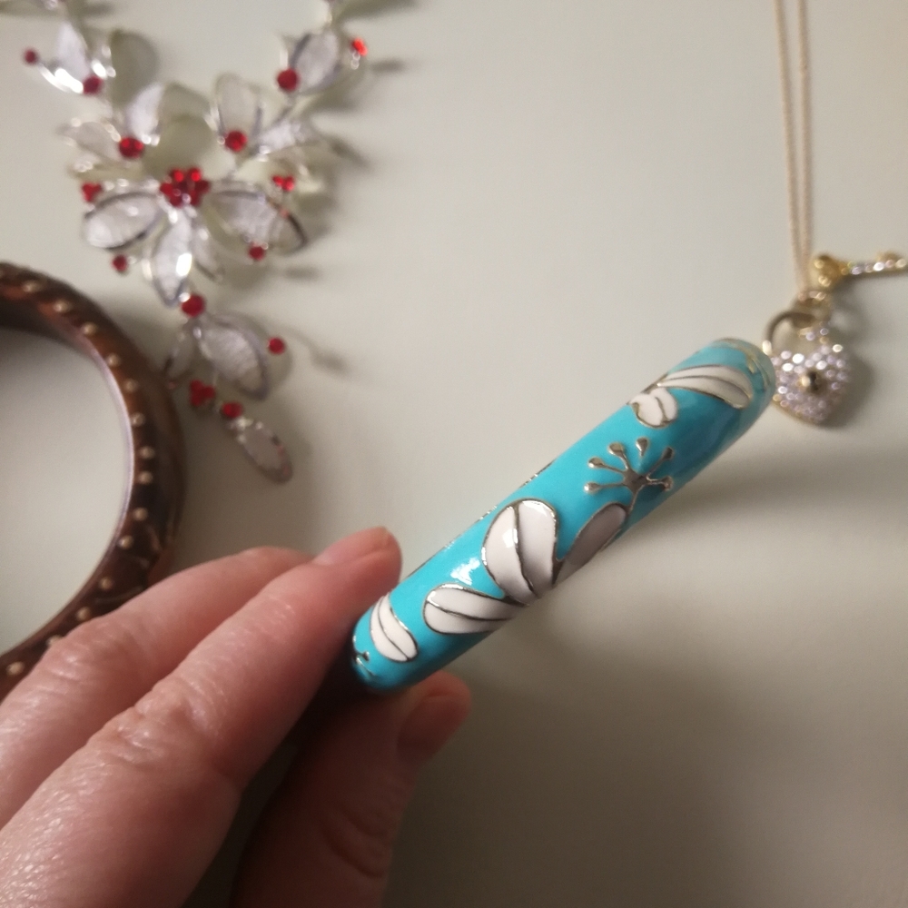 Blue bracelet